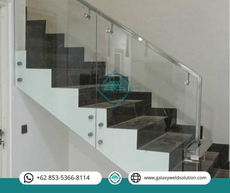 Proyek Railing Tangga Kaca di Gading Serpong