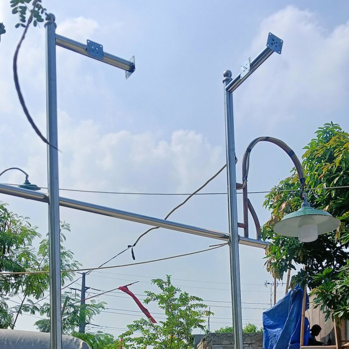 Tiang CCTV kustom yang kuat dan kokoh