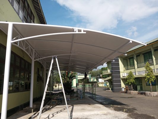 Desain Kanopi Membran Minimalis di Bandung